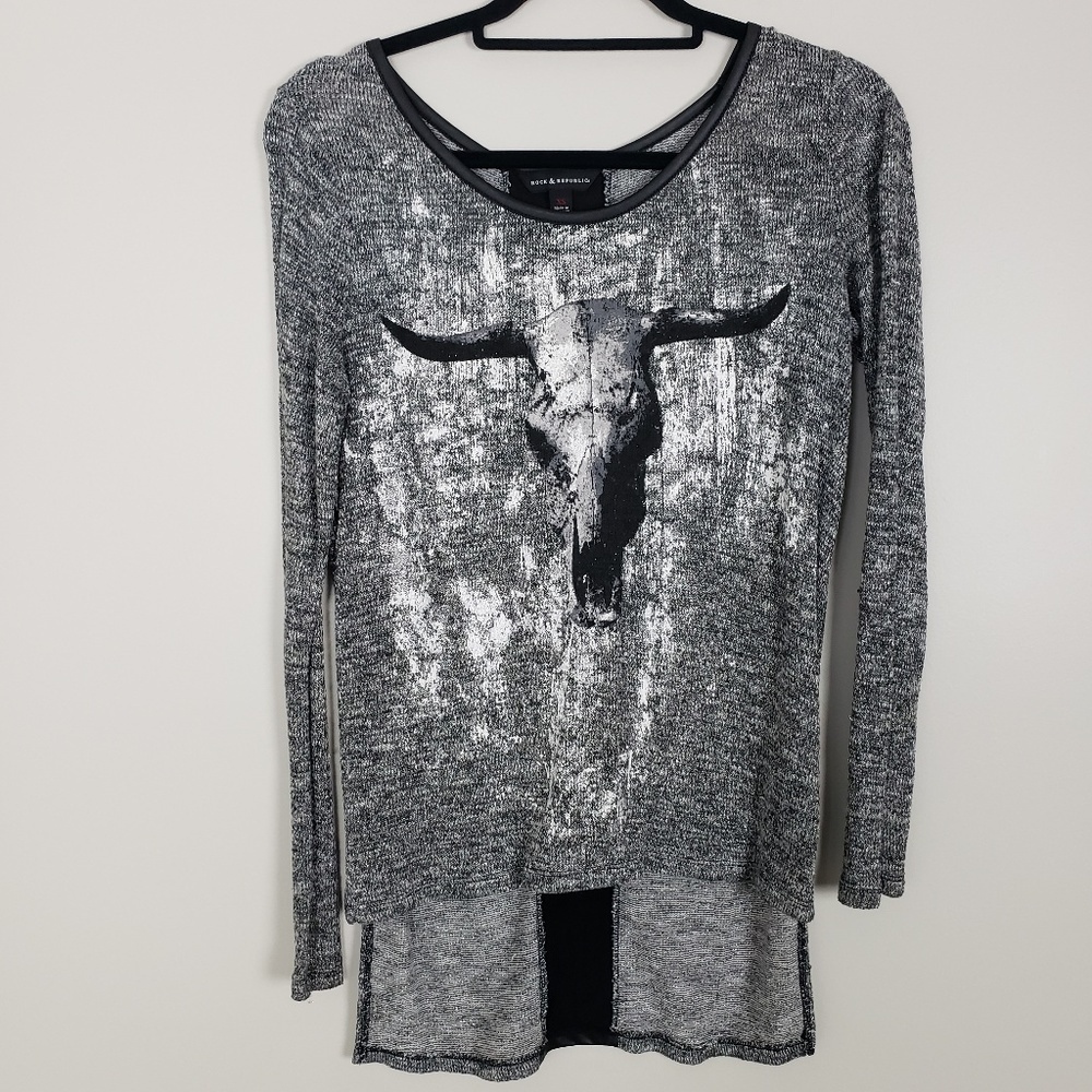 Rock & Republic top with bull skull Rodeo Western K3